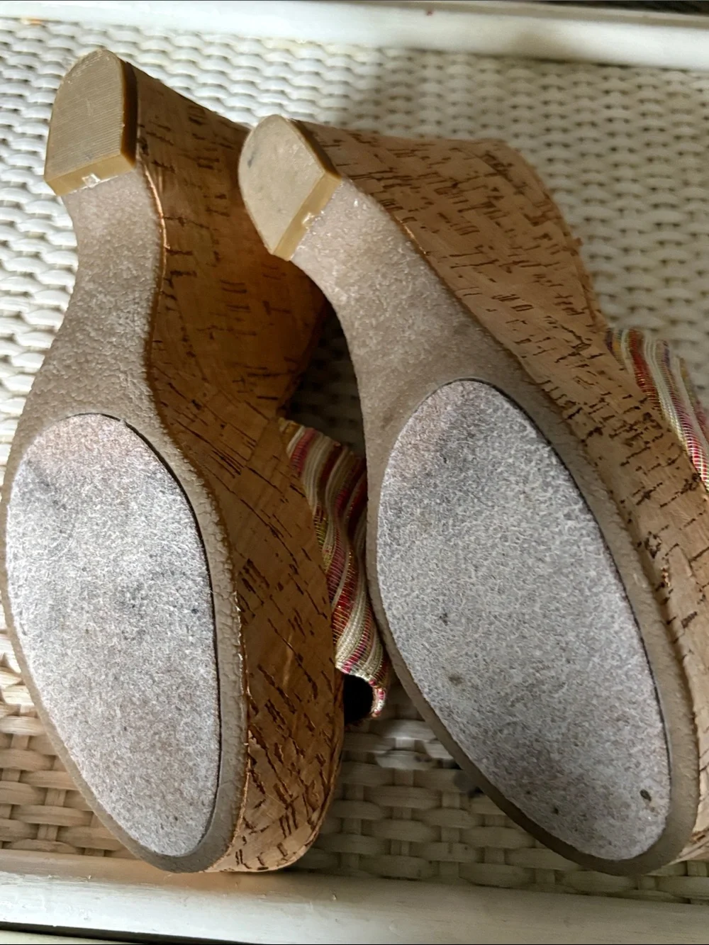 SZ 8 STEVE MADDEN STRIPe METALLIC FABRIC STRAP CORK SURG WEDGE Y2k boho chic